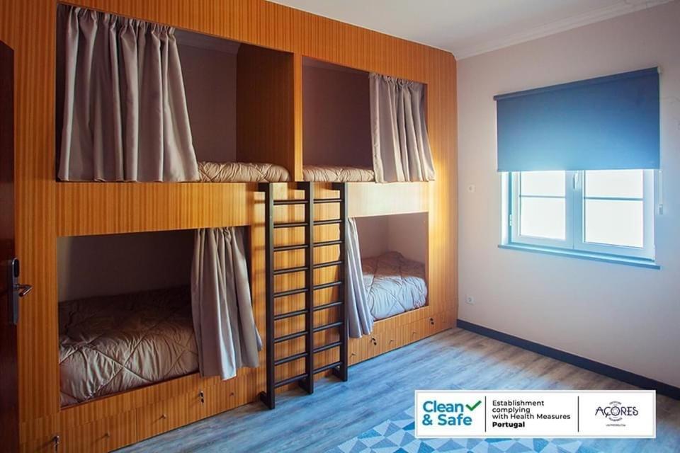 D. Irene Hostel Lajes Εξωτερικό φωτογραφία