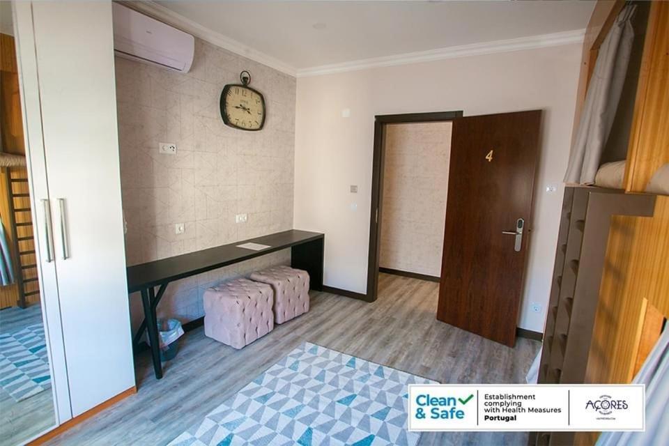 D. Irene Hostel Lajes Εξωτερικό φωτογραφία